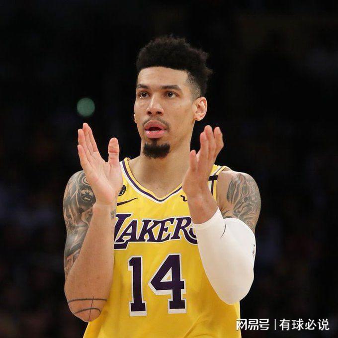 NBA神射手丹尼格林宣布退役，篮球世界的告别与致敬仪式