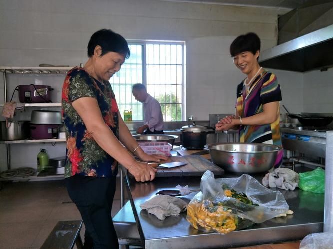 寻找烹饪高手煮饭阿姨，共筑温馨家园的家的味道