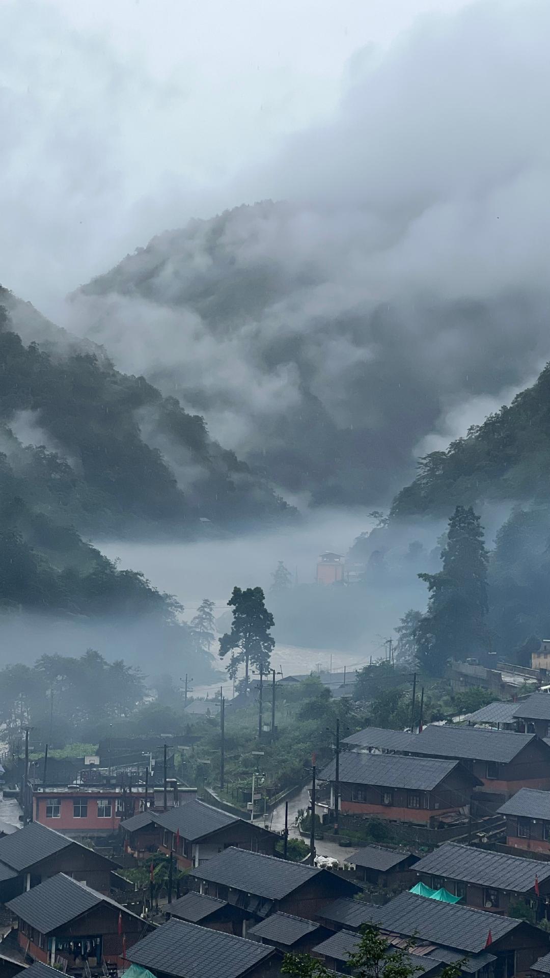 奔腾最新，小巷美食秘境探秘之旅