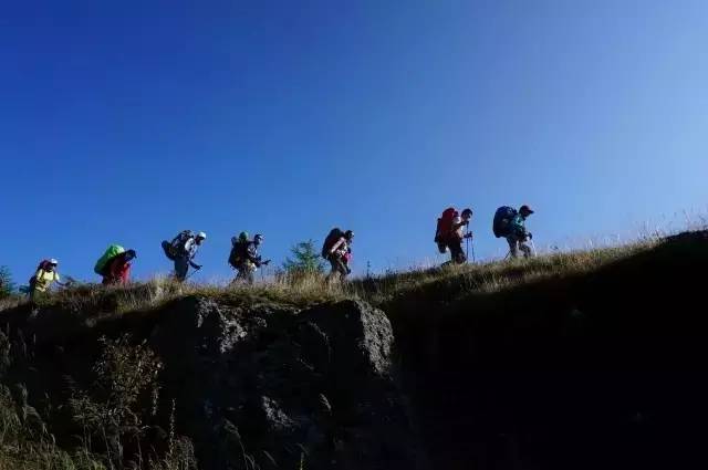 最新电影迅雷，自然美景探险之旅，探寻内心平和与喜悦的旅程