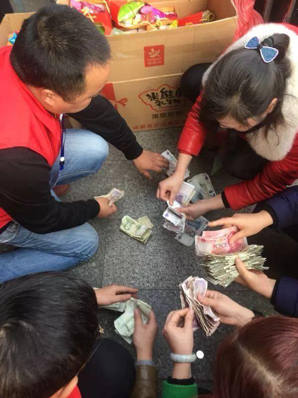 隆昌最新新闻,隆昌最新新闻，城市角落的温馨日常