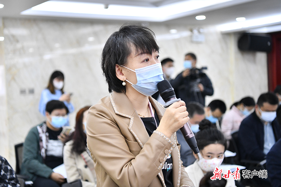 2025正版资料免费大全,动态解读分析_科技版57.265
